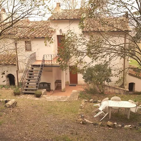 Agriturismo Montevaso Arti E Teatro * Chianni