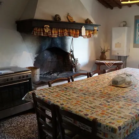 Agriturismo Montevaso Arti E Teatro Apartment *