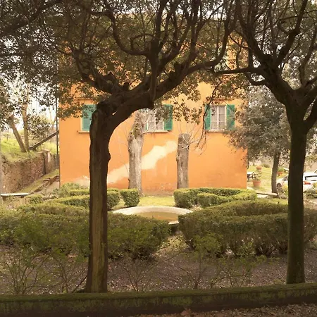Agriturismo Montevaso Arti E Teatro * Chianni